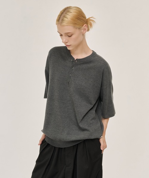 WETTEMPT(ウィテンプト)の「HIGH GAUGE HENRY NECK S/S KNIT / ハイゲージヘンリーネックS/Sニット(ニット/セーター・メンズ・ネイビー/グレー/ブラック・SMALL/MEDIUM/LARGE)」の21枚目の写真