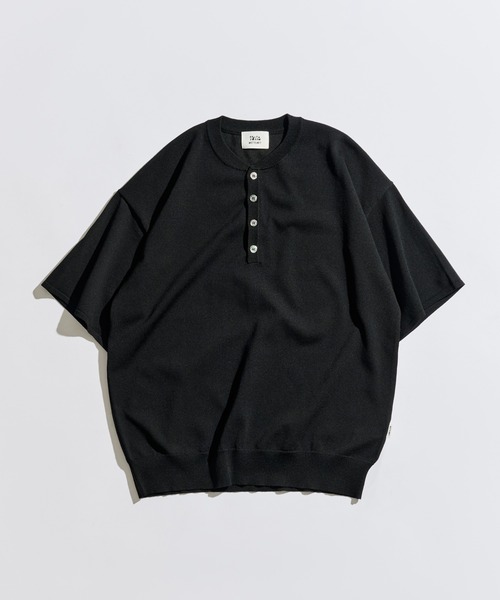 WETTEMPT(ウィテンプト)の「HIGH GAUGE HENRY NECK S/S KNIT / ハイゲージヘンリーネックS/Sニット(ニット/セーター・メンズ・ネイビー/グレー/ブラック・SMALL/MEDIUM/LARGE)」の4枚目の写真