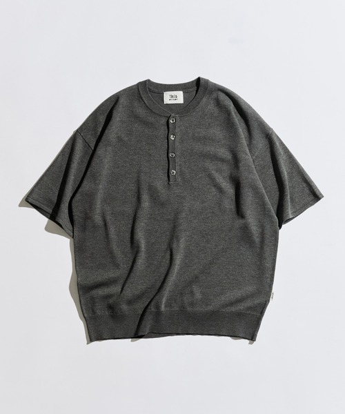 WETTEMPT(ウィテンプト)の「HIGH GAUGE HENRY NECK S/S KNIT / ハイゲージヘンリーネックS/Sニット(ニット/セーター・メンズ・ネイビー/グレー/ブラック・SMALL/MEDIUM/LARGE)」の18枚目の写真