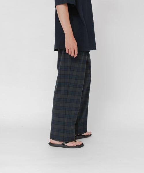 BROOKS BROTHERS(ブルックスブラザーズ)の「BROOKS BROTHERS EXCLUSIVE TROUSERS 2INTUCK(その他パンツ・メンズ・その他1/チェック・34/30/32)」の4枚目の写真