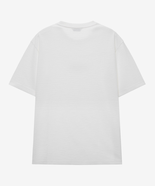 MINDBRIDGE(マインドブリッジ)の「ワッフル生地刺繍セミオーバーサイズホワイトTシャツ(Tシャツ/カットソー・メンズ・オフホワイト・100/110/95/105)」の2枚目の写真
