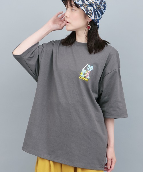 チチカカ(チチカカ)の「アニマリートチアフルネコTシャツ(Tシャツ/カットソー・メンズ・チャコールグレー/グリーン/その他1・FREE)」の2枚目の写真