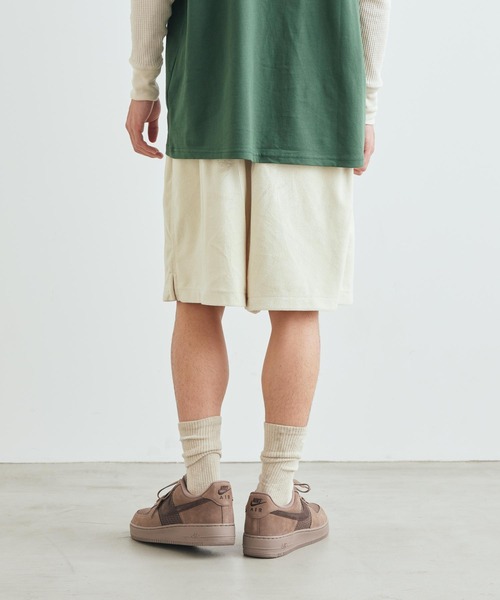 NIKE(ナイキ)の「《セットアップ対応商品》ナイキ スポーツウェア クラブ メンズ テリー ショートパンツ / Nike Sportswear Club Men's Terry Shorts IQ6222-229 Light Khaki(その他パンツ・メンズ・ブラウン系その他2・2XL/XL/XS/S/L/M)」の4枚目の写真