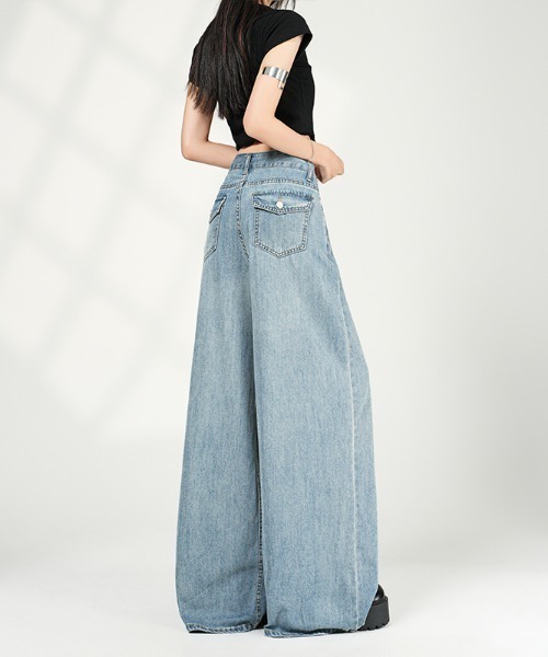 LUCPY(ラクピー)の「ハイウエストルーズワイドデニムパンツ(デニムパンツ・レディース・ブルー・LARGE/MEDIUM/SMALL/X-SMALL)」の3枚目の写真