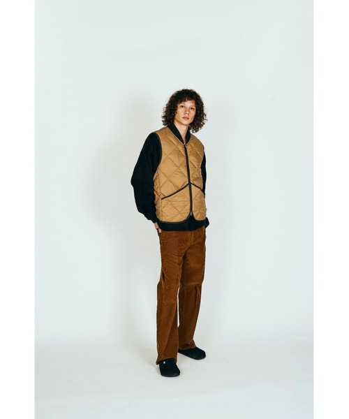 TOWNCRAFT（タウンクラフト）の「TOWNCRAFT / タウンクラフト 700FP Premium Quilted Light Down Vest Water-Repellent タウンクラフト 700FP プレミアム キルティング ライトダウンベスト （撥水加工）（ダウンベスト・メンズ・オリーブ/ブラウン/ブラック・LARGE/MEDIUM）」の22枚目の写真