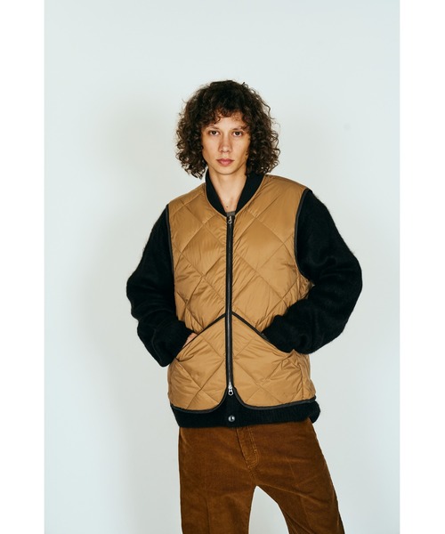 TOWNCRAFT（タウンクラフト）の「TOWNCRAFT / タウンクラフト 700FP Premium Quilted Light Down Vest Water-Repellent タウンクラフト 700FP プレミアム キルティング ライトダウンベスト （撥水加工）（ダウンベスト・メンズ・オリーブ/ブラウン/ブラック・LARGE/MEDIUM）」の21枚目の写真
