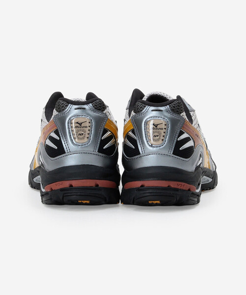 MIZUNO（ミズノ　）の「MIZUNO | WAVE RIDER 10 MEN（スニーカー・メンズ・グレー系その他・26/28/27）」の6枚目の写真