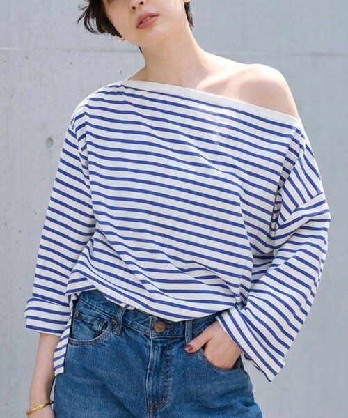 Rouge vif(ルージュヴィフ)の「ボーダーボートネックカットソー/ロングスリーブTシャツ(Tシャツ/カットソー・レディース・ブラック/ブルー・フリー)」の1枚目の写真