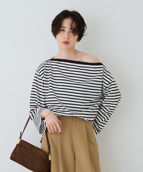 Rouge vif(ルージュヴィフ)の「ボーダーボートネックカットソー/ロングスリーブTシャツ(Tシャツ/カットソー・レディース・ブラック/ブルー・フリー)」の9枚目の写真