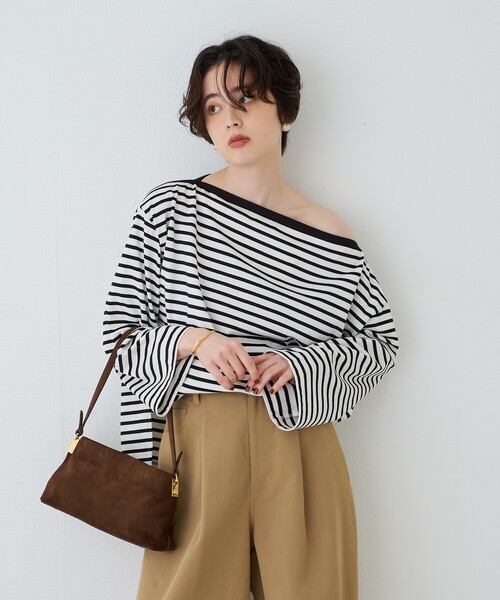 Rouge vif(ルージュヴィフ)の「ボーダーボートネックカットソー/ロングスリーブTシャツ(Tシャツ/カットソー・レディース・ブラック/ブルー・フリー)」の10枚目の写真