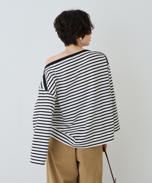 Rouge vif(ルージュヴィフ)の「ボーダーボートネックカットソー/ロングスリーブTシャツ(Tシャツ/カットソー・レディース・ブラック/ブルー・フリー)」の12枚目の写真