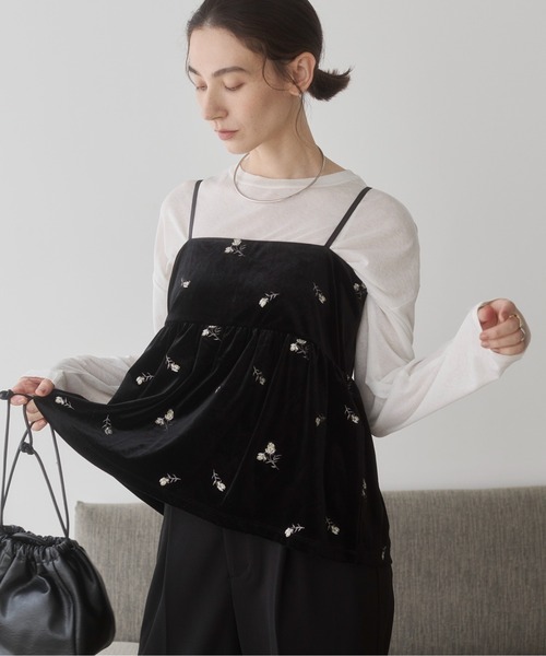 ANGIE(アンジー)の「ベロア 花柄 刺繍 ペプラムキャミソール ビスチェ / 秋服(キャミソール・レディース・ブラウン/ブラック・FREE)」の6枚目の写真