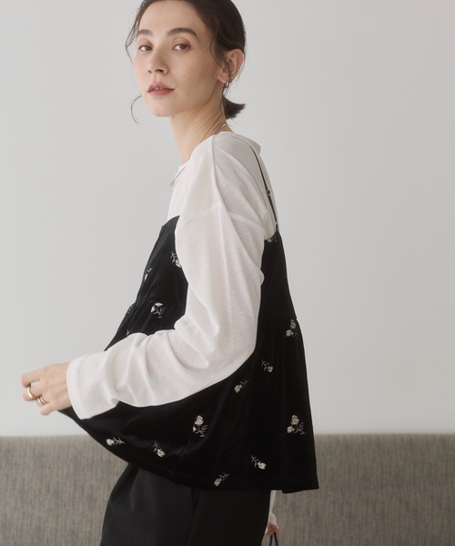 ANGIE(アンジー)の「ベロア 花柄 刺繍 ペプラムキャミソール ビスチェ / 秋服(キャミソール・レディース・ブラウン/ブラック・FREE)」の9枚目の写真