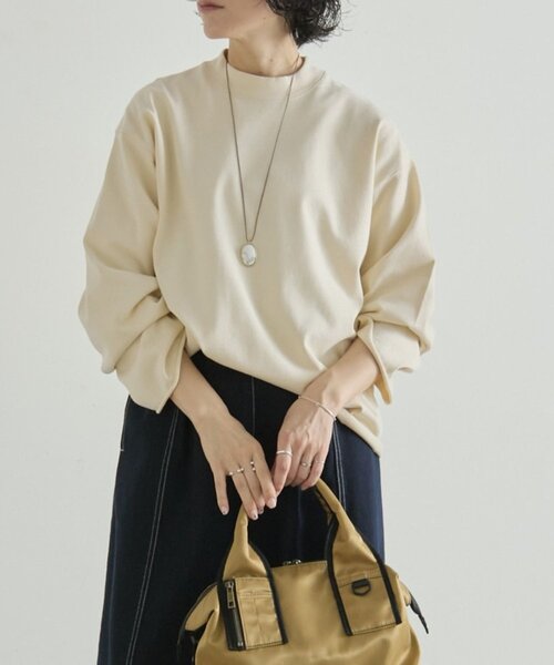 ear PAPILLONNER(イアパピヨネ)の「ラフスウェットトップス【SUM1 STYLE×MONT KEMMEL】(Tシャツ/カットソー・レディース・アイボリー/ブラック・FREE)」の2枚目の写真