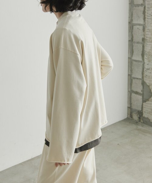 ear PAPILLONNER(イアパピヨネ)の「ラフスウェットトップス【SUM1 STYLE×MONT KEMMEL】(Tシャツ/カットソー・レディース・アイボリー/ブラック・FREE)」の12枚目の写真
