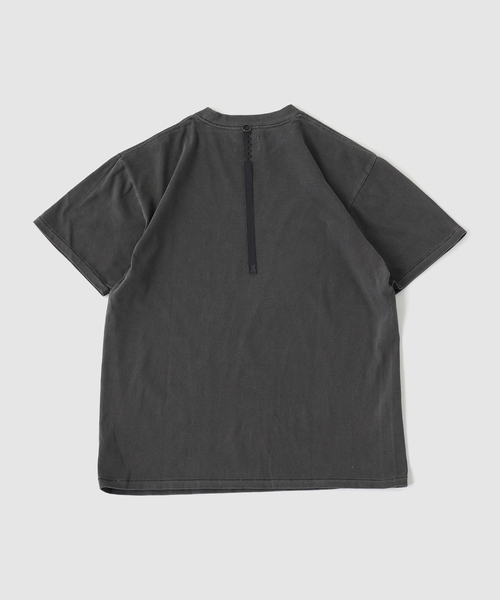 EDIFICE(エディフィス)の「INSONNIA PROJECTS(インソニア プロジェクト) Blur Leisur Logo Tシャツ(Tシャツ/カットソー・メンズ・ブラック/ホワイト・2/1)」の5枚目の写真