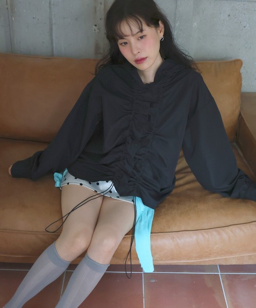 Mili affinity(ミリアフィニティー)の「ブロードシャーリングフードシャツ(シャツ/ブラウス・レディース・オフホワイト/ブラック/ブルー/ピンク・FREE)」の20枚目の写真