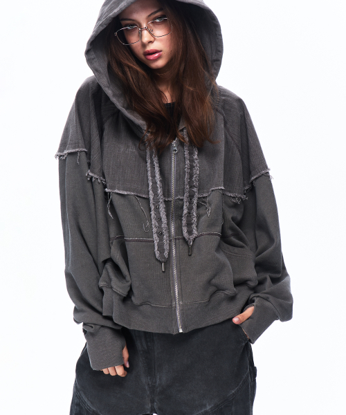 RSSC（アールエスエスシー）の「MIX CROP HOOD ZIPUP - ASH GRAY（パーカー・レディース・その他・1/2）」の4枚目の写真
