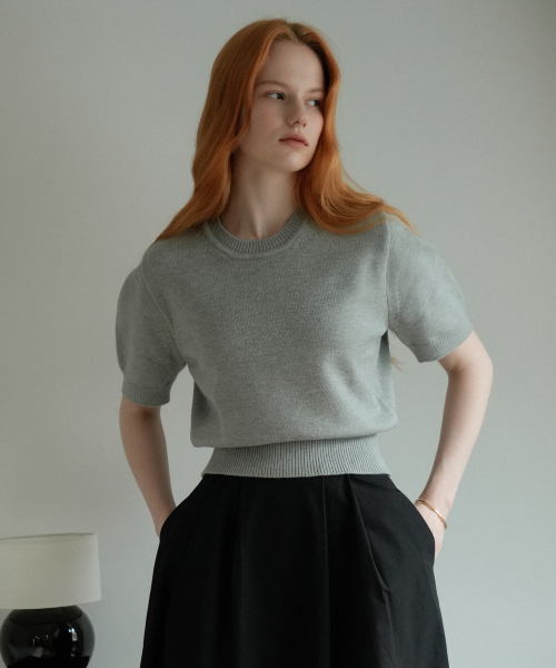 VLETI（ブレッティ）の「Balloon Sleeve Half Knit (Gray)（ニット/セーター・レディース・チャコールグレー・FREE）」の2枚目の写真