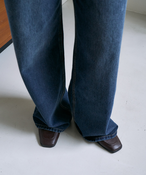 DEHEVE（デヘヴェ）の「Essential Wide Denim Pants [Dark Blue]（デニムパンツ・レディース・ダークブルー・SMALL/MEDIUM/LARGE/X-SMALL）」の3枚目の写真