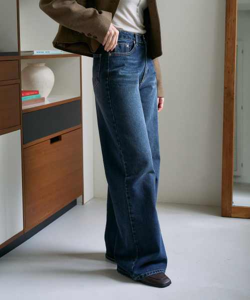 DEHEVE（デヘヴェ）の「Essential Wide Denim Pants [Dark Blue]（デニムパンツ・レディース・ダークブルー・SMALL/MEDIUM/LARGE/X-SMALL）」の4枚目の写真