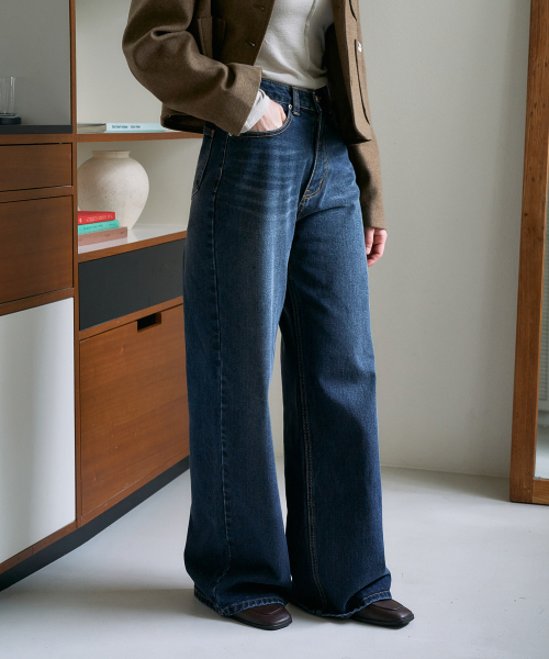 DEHEVE（デヘヴェ）の「Essential Wide Denim Pants [Dark Blue]（デニムパンツ・レディース・ダークブルー・SMALL/MEDIUM/LARGE/X-SMALL）」の5枚目の写真