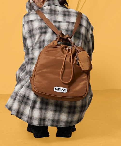 OUTDOOR PRODUCTS(アウトドアプロダクツ)の「OUTDOOR PRODUCTS/アウトドアプロダクツ Drawstring 2way Rucksack リュック ショルダー ナイロン 2way カジュアル シーズンレス カジュアル 2026秋冬(バックパック/リュック・メンズ・ブラック/ブルーグレー/キャメル・FREE)」の3枚目の写真