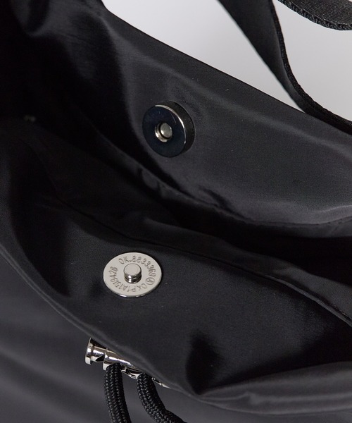 OUTDOOR PRODUCTS(アウトドアプロダクツ)の「OUTDOOR PRODUCTS/アウトドアプロダクツ Drawstring 2way Rucksack リュック ショルダー ナイロン 2way カジュアル シーズンレス カジュアル 2026秋冬(バックパック/リュック・メンズ・ブラック/ブルーグレー/キャメル・FREE)」の13枚目の写真