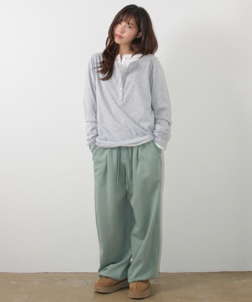 RONRON(ロンロン)の「ヘンリーネック オーバーサイズ ロングスリーブ グレー(Tシャツ/カットソー・レディース・その他・FREE)」の3枚目の写真