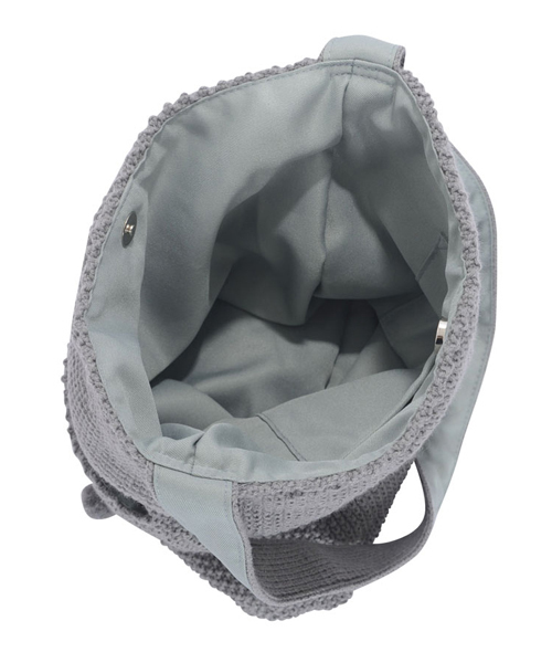 merry jenny（メリージェニー）の「ポンポンニットトート（トートバッグ・レディース・オフホワイト/グレー・FREE）」の4枚目の写真