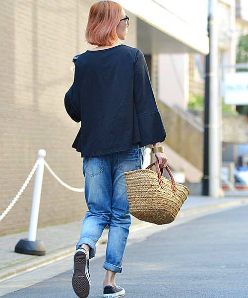 coca(coca)(コカ)の「ボーダー&無地袖フレアカットソー(Tシャツ/カットソー・レディース・ホワイト×ブラック/ホワイト/ブラック×ホワイト/ブラック・ONE SIZE)」の6枚目の写真