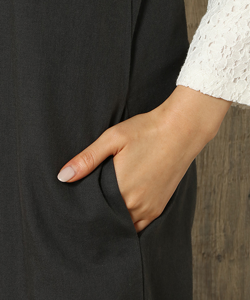 LBC（エルビーシー）の「サイドスリットサロペット（サロペット/オーバーオール・レディース・チャコールグレー/オリーブ・L/M/LARGE/MEDIUM）」の7枚目の写真