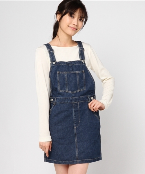 Honeys（ハニーズ）の「デニムジャンパースカート（サロペット/オーバーオール・レディース・ライトインディゴブルー/インディゴブルー/ブラック/オフホワイト/ブルー/ネイビー・M/S/L）」の5枚目の写真