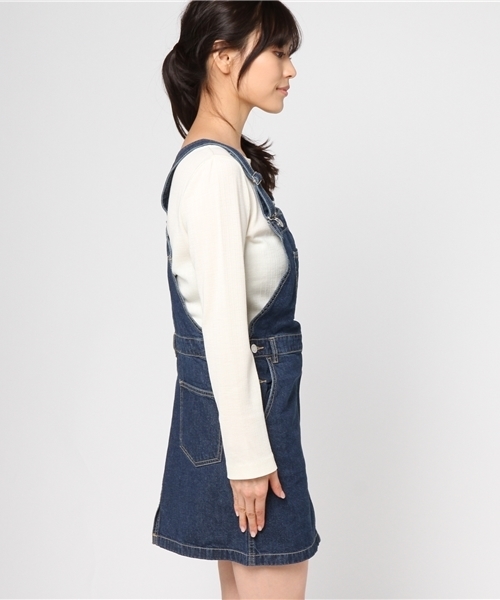 Honeys（ハニーズ）の「デニムジャンパースカート（サロペット/オーバーオール・レディース・ライトインディゴブルー/インディゴブルー/ブラック/オフホワイト/ブルー/ネイビー・M/S/L）」の8枚目の写真