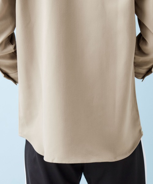 MONO-MART（モノマート）の「T/R ストレッチ バンドカラーシャツ(3/4 sleeve)（シャツ/ブラウス・メンズ・オリーブ/ベージュ/ブラック/ライトグレー/ブルーグリーン/ネイビー/チャコール/オフホワイト/インディゴブルー/ライトベージュ/サックスブルー/ストライプ・L/M）」の16枚目の写真