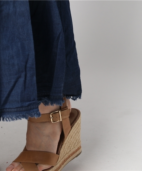 RODEO CROWNS WIDE BOWL（ロデオクラウンズワイドボウル）の「デニム マキシ ワンピース（ワンピース・レディース・ダークブルー/ライトブルー・FREE）」の9枚目の写真