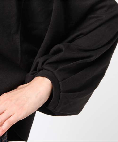 earth music&ecology(アースミュージックアンドエコロジー)の「・ハイネックビッグスリーブプルオーバー(Tシャツ/カットソー・レディース・ライトグレー/ブラック/ライトベージュ/ブラウン/ブルーグリーン/ピンクベージュ・FREE)」の9枚目の写真