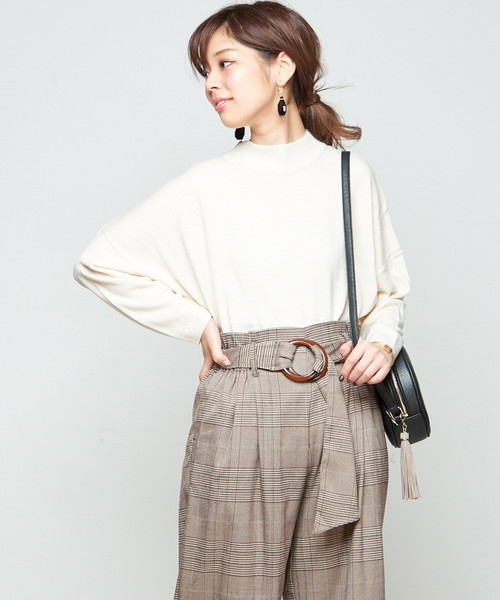 natural couture（ナチュラルクチュール）の「ＨｅａｔＪｏｙドルマンチュニック（ニット/セーター・レディース・ブラック/ベージュ/マスタード/オフホワイト/ターコイズブルー/レッド・FREE）」の14枚目の写真