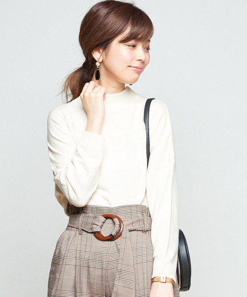 natural couture（ナチュラルクチュール）の「ＨｅａｔＪｏｙドルマンチュニック（ニット/セーター・レディース・ブラック/ベージュ/マスタード/オフホワイト/ターコイズブルー/レッド・FREE）」の15枚目の写真