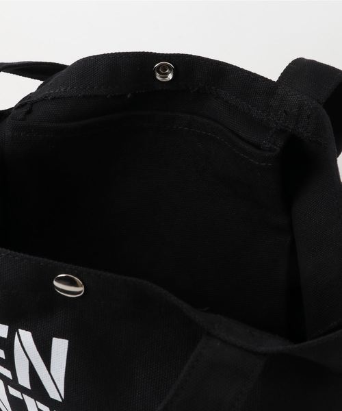 MILKFED.（ミルクフェド）の「2WAY TOTE STENCIL（トートバッグ・レディース・ホワイト/ブラック/レッド・ONE SIZE）」の6枚目の写真