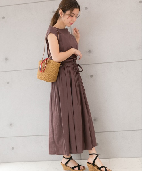 PREFERIR（プレフェリール）の「ロングフレンチスリーブワンピース【フジテレビ・グッディ番組着用】（ワンピース・レディース・ブラウン/カーキ/ブルー/ネイビー・MEDIUM）」の2枚目の写真