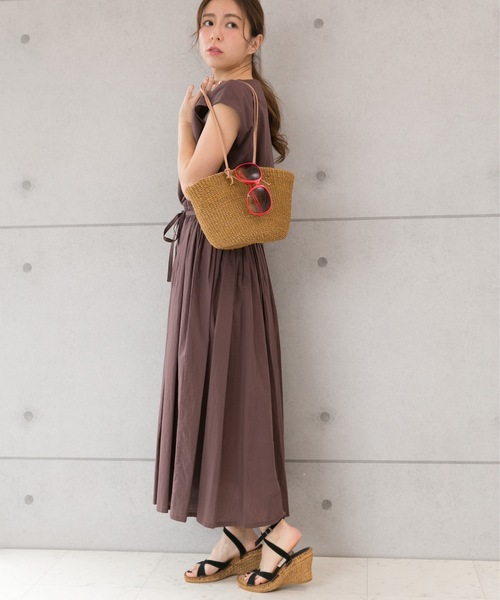 PREFERIR（プレフェリール）の「ロングフレンチスリーブワンピース【フジテレビ・グッディ番組着用】（ワンピース・レディース・ブラウン/カーキ/ブルー/ネイビー・MEDIUM）」の13枚目の写真