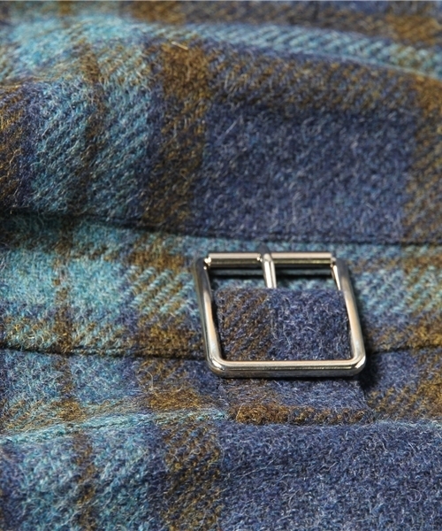 SHIPS for women(シップスフォーウィメン)の「ONEIL OF DUBLIN: ツイード ミニ キルトスカート(スカート・レディース・ブルー・SMALL/MEDIUM)」の8枚目の写真