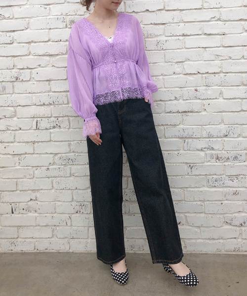 one after another NICE CLAUP(ワンアフターアナザーナイスクラップ)の「ベルト付デニムワイドパンツ(デニムパンツ・レディース・ブラック/オフホワイト/ブルー・SMALL/MEDIUM)」の13枚目の写真