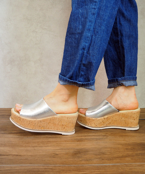 あしながおじさん（アシナガオジサン）の「〈あしながおじさん〉ワンバンドサンダル（サンダル・レディース・ブラック/ブルー/ホワイト/シルバー・S/M/L/LL）」の4枚目の写真