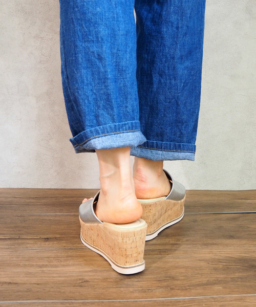 あしながおじさん（アシナガオジサン）の「〈あしながおじさん〉ワンバンドサンダル（サンダル・レディース・ブラック/ブルー/ホワイト/シルバー・S/M/L/LL）」の9枚目の写真