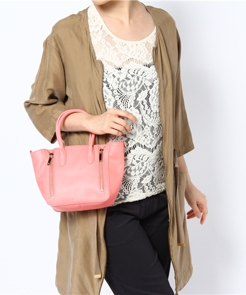 PLST（プラステ）の「2WAYジッパー付フェイクレザーミニトートバッグ（トートバッグ・レディース・サンドグレー/グリーン/ネイビー/コーラル・FREE）」の12枚目の写真