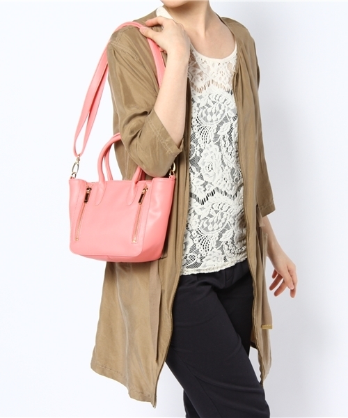 PLST（プラステ）の「2WAYジッパー付フェイクレザーミニトートバッグ（トートバッグ・レディース・サンドグレー/グリーン/ネイビー/コーラル・FREE）」の13枚目の写真