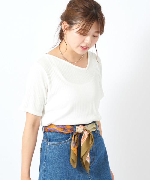 DISCOAT(ディスコート)の「太リブアシメネックプルオーバー5S(Tシャツ/カットソー・レディース・ブラック/ライトグレー/オフホワイト/パープル・FREE)」の1枚目の写真