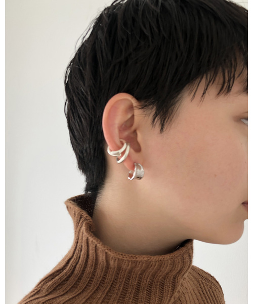 TODAYFUL（トゥデイフル）の「カッティングミニフープピアス（ピアス（両耳用）・レディース・シルバー/ゴールド・FREE）」の4枚目の写真